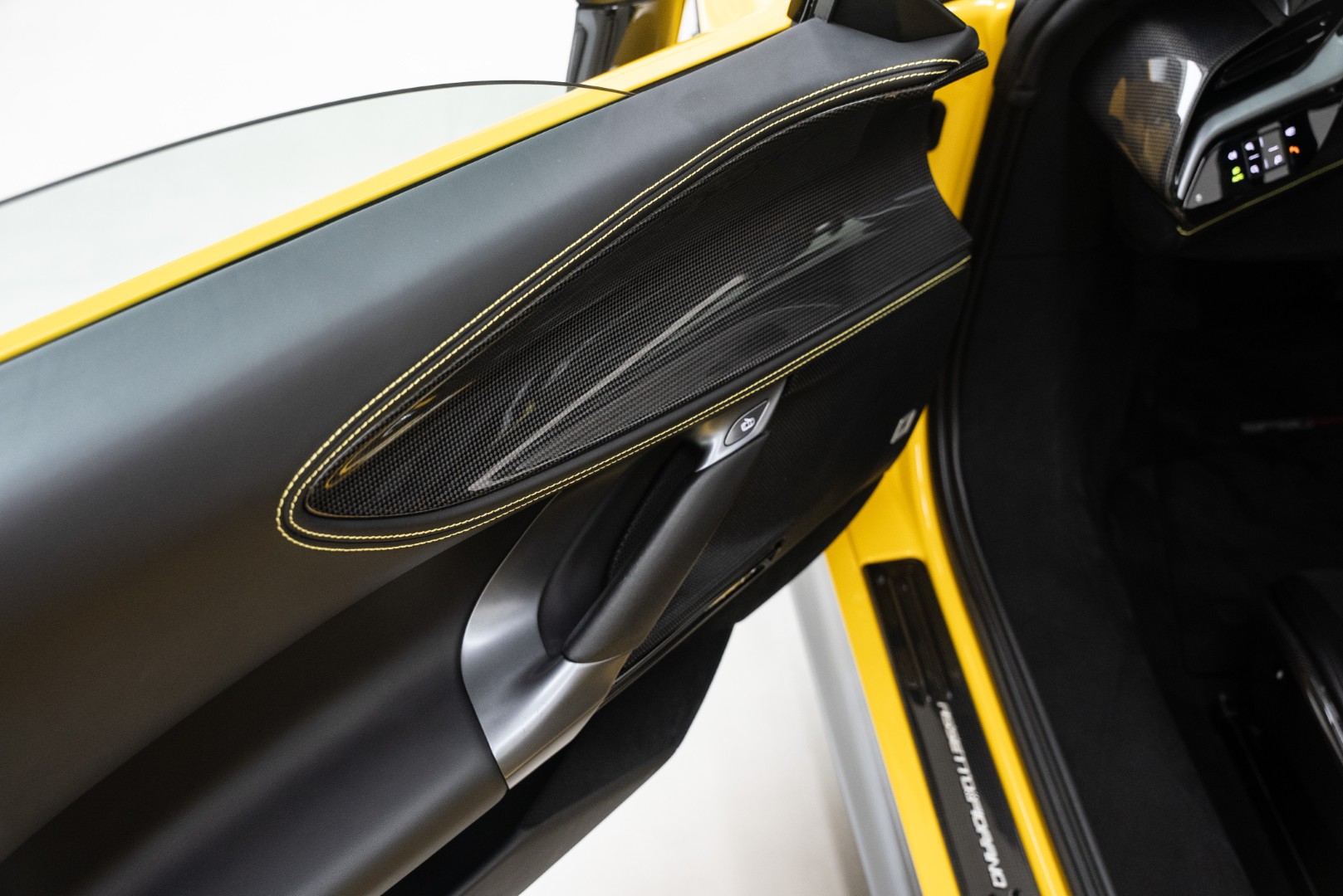 2023 FERRARI SF90 SPIDER | ASSETTO FIORANO | GCC | MAIN DEALER WARRANTY SERVICE